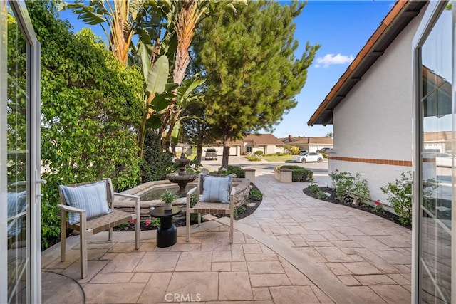 24861 Camberwell St, Laguna Hills, CA 92653 - view of patio / terrace