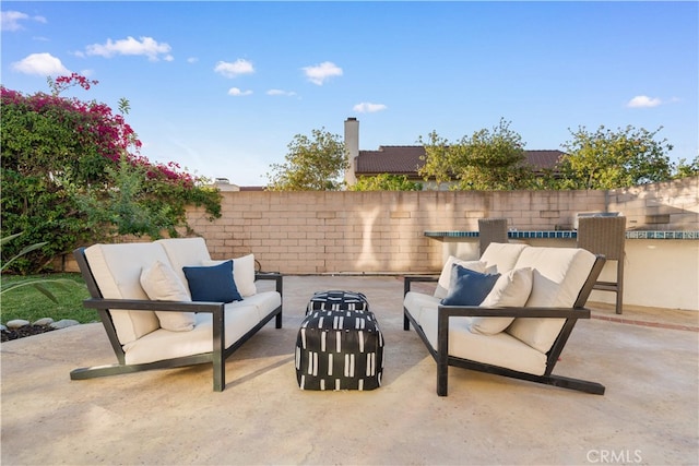 24861 Camberwell St, Laguna Hills, CA 92653 - view of patio / terrace with outdoor lounge area