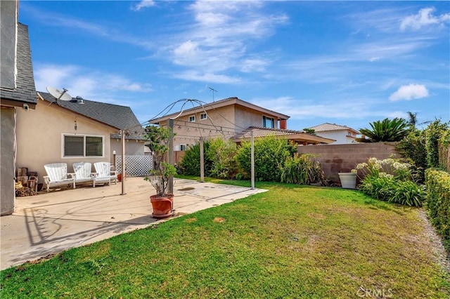 1318 Sao Paulo Ave, Placentia, CA 92870 - fenced backyard featuring a patio