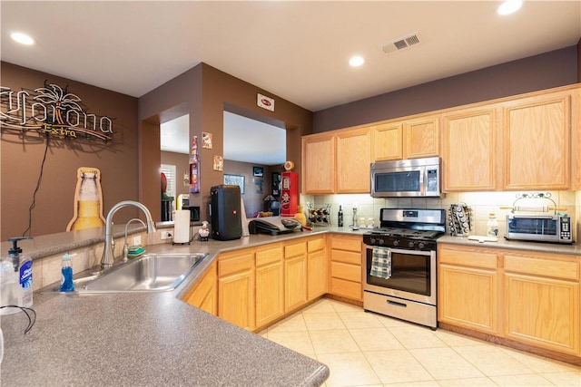 32765 Santa Cruz, Lake Elsinore, CA 92530 - kitchen featuring stainless steel appliances, light brown cabinets, backsplash, recessed lighting, and light tile patterned floors