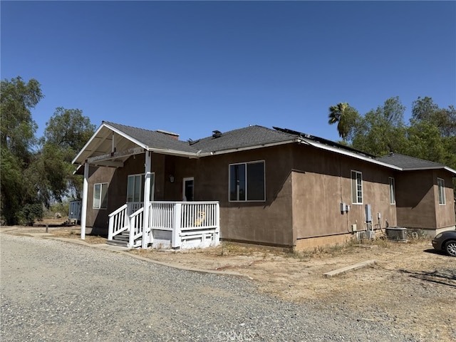 21981 Palm Ln, Perris, CA 92570 - view of front facade featuring covered porch