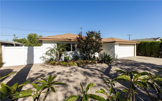 2225 S Manitoba Dr, Santa Ana, CA 92704 - photo 2