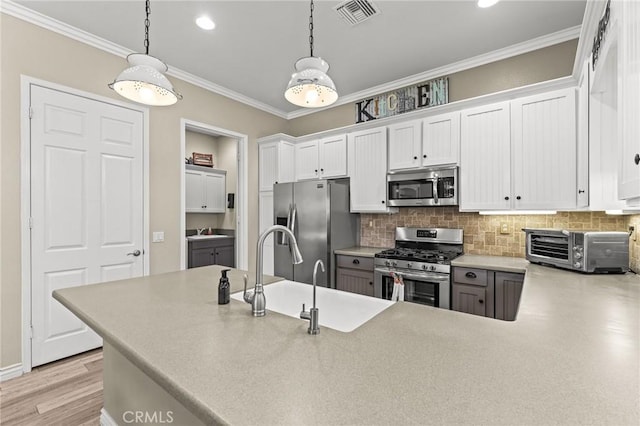 304 Brooklawn Dr, Banning, CA 92220 - photo 10
