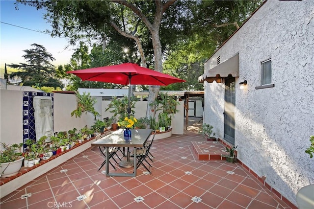 404 N Vinedo Ave, Pasadena, CA 91107 - view of patio featuring outdoor dining area