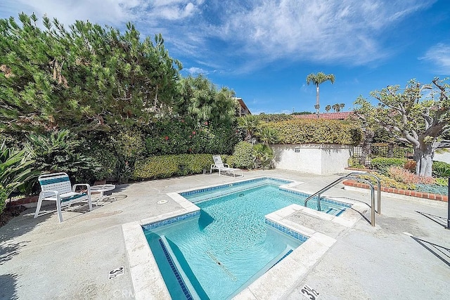 2209 W 25th St Unit 7, San Pedro, CA 90732 - swimming pool with a patio and a fenced backyard