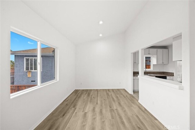 554 Bonita, San Pedro, CA 90731 - photo 8