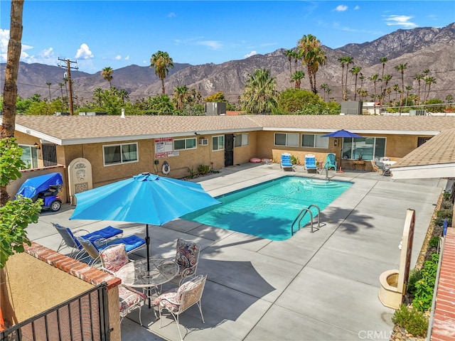 509561 S Highland Dr, Palm Springs, CA 92264 - community pool featuring a mountain view and a patio area