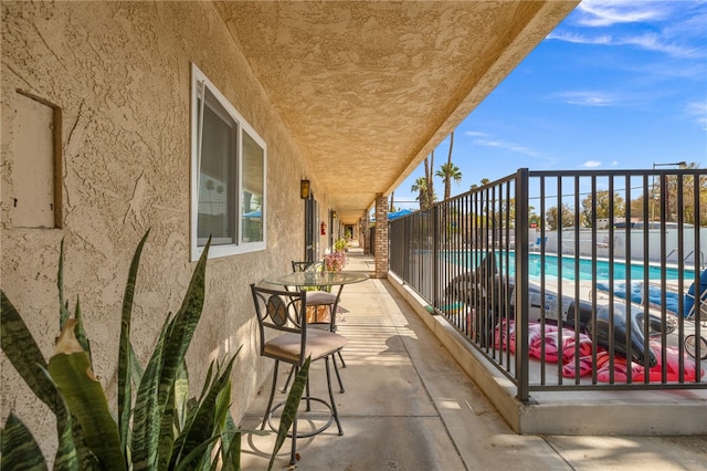 509561 S Highland Dr, Palm Springs, CA 92264 - balcony featuring view of pool