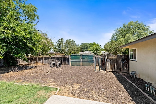 4491 N Dewitt Ave, Fresno, CA 93727 - view of fenced backyard