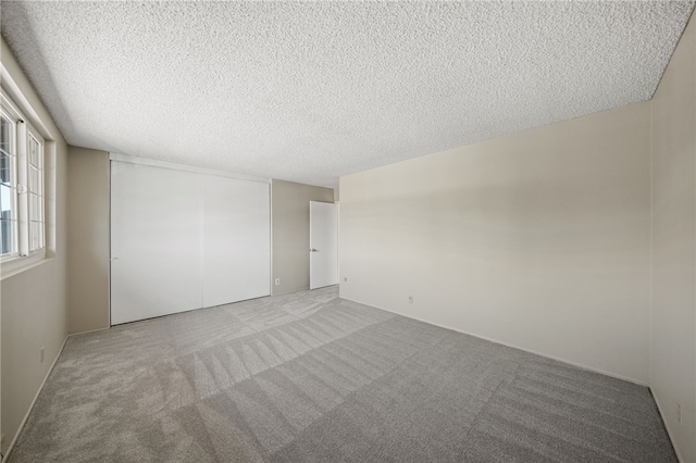 514 Mohawk Dr, Placentia, CA 92870 - unfurnished room featuring carpet flooring and a textured ceiling