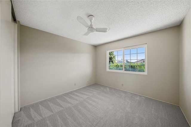 514 Mohawk Dr, Placentia, CA 92870 - spare room featuring ceiling fan, carpet floors, and a textured ceiling