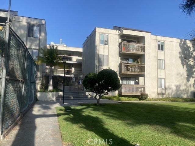 1640 Neil Armstrong St Unit 306, Montebello, CA 90640 - view of property