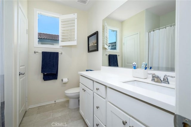 30159 Honor Ct, Menifee, CA 92584 - full bath with vanity and baseboards