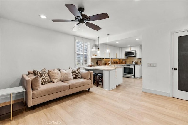 23121 Yvette Ln, Valencia, CA 91355 - photo 18
