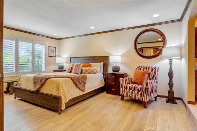 6272 Riviera Cir, Long Beach, CA 90815 - bedroom with crown molding, light wood-type flooring, and recessed lighting