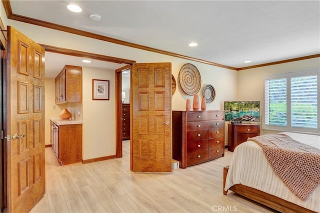 6272 Riviera Cir, Long Beach, CA 90815 - bedroom with light wood finished floors, crown molding, and recessed lighting