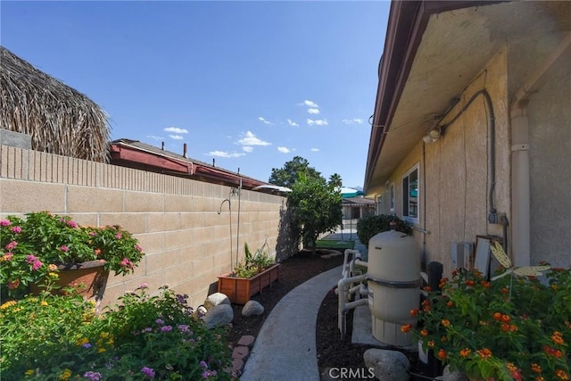 25355 Auld Ave, Hemet, CA 92544 - view of side of home with stucco siding