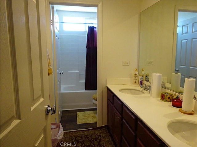 43890 Moccasin Pl, Lancaster, CA 93536 - full bath with double vanity and shower / bath combo