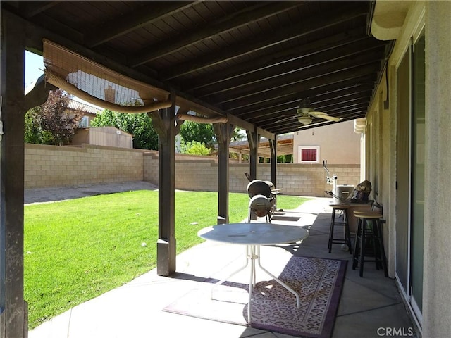43890 Moccasin Pl, Lancaster, CA 93536 - fenced backyard featuring a patio