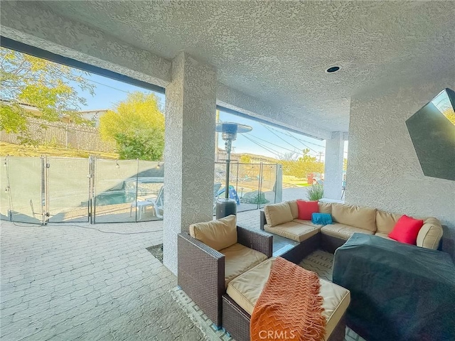 7525 Whitney Ave, Yucca Valley, CA 92284 - sunroom with an outdoor hangout area