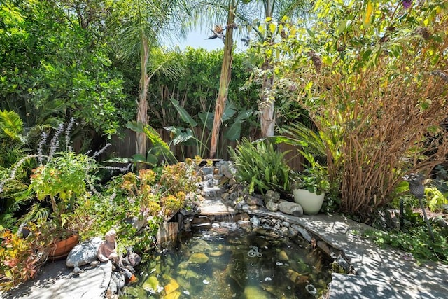 9604 Tunney Ave, Northridge, CA 91324 - view of yard with a small pond