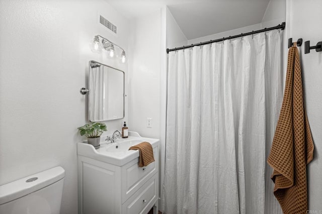 9312 Daisy Ave, Fountain Valley, CA 92708 - bathroom with vanity and curtained shower
