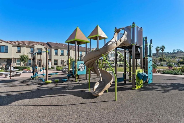 4192 Camino Campana, Oceanside, CA 92057 - view of community playground
