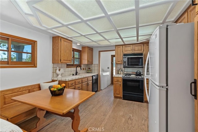 1327 E Kenwood Ave, Anaheim, CA 92805 - photo 21