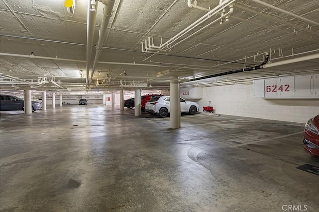 6242 Riviera Cir, Long Beach, CA 90815 - view of parking deck