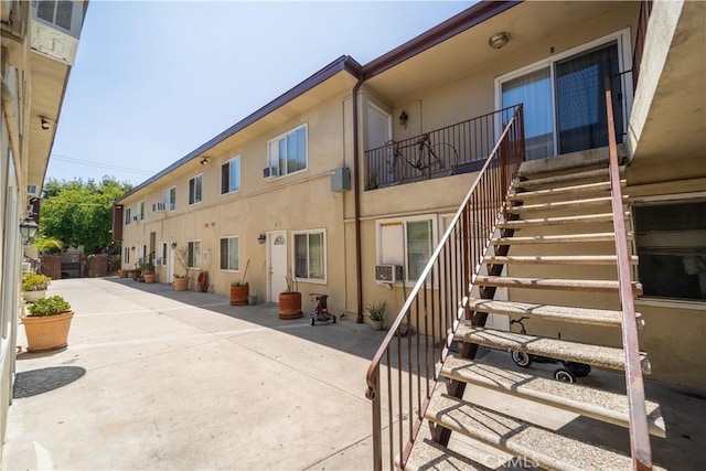 719721 N Garfield Ave, Pasadena, CA 91104 - view of property with stairs