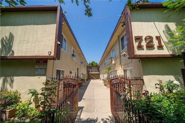 719721 N Garfield Ave, Pasadena, CA 91104 - view of building exterior