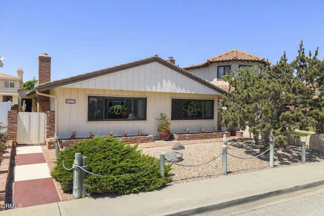 4907 Island View St, Oxnard, CA 93035 - view of front of home with a chimney