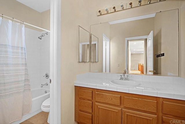 595 S Hidden Trails Rd, Escondido, CA 92027 - full bathroom with vanity and shower / tub combo