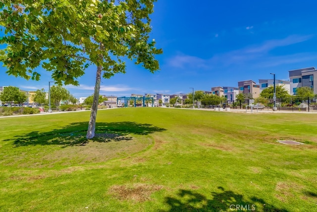 1905 Soho Ln Unit 2, Chula Vista, CA 91915 - surrounding community with a residential view and a yard