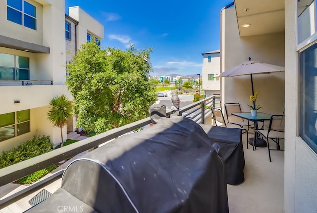 1905 Soho Ln Unit 2, Chula Vista, CA 91915 - balcony with a residential view