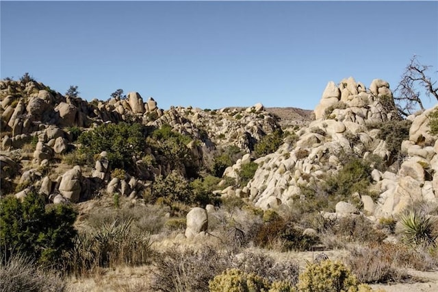 5253 Puente Ct, Yucca Valley, CA 92284 - photo 29