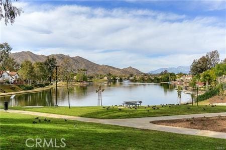 10600 Silverleaf Cir, Moreno Valley, CA 92557 - view of property's community featuring a water and mountain view and a yard