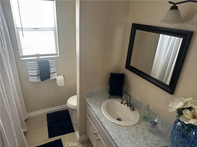10600 Silverleaf Cir, Moreno Valley, CA 92557 - bathroom featuring vanity and tile patterned floors