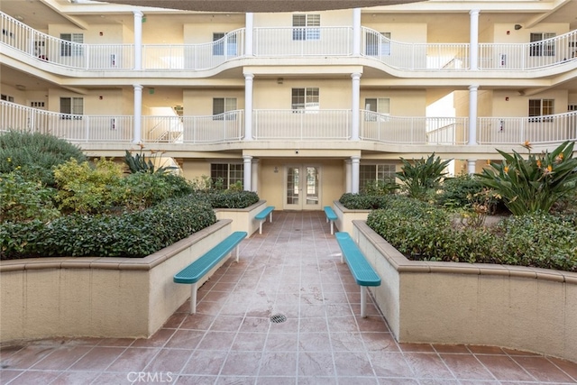 530 W Stocker St Unit 205, Glendale, CA 91202 - view of property's community