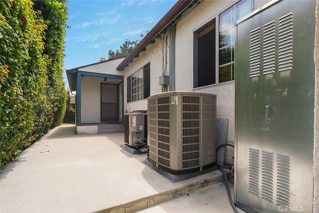 6648 Gaviota Ave, Van Nuys, CA 91406 - photo 32