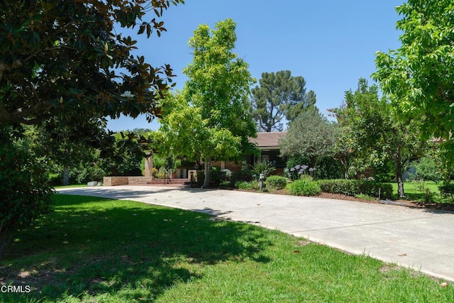 3505 E California Blvd, Pasadena, CA 91107 - view of front of home featuring a front lawn