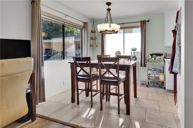 139 Flag Way Unit C, Paso Robles, CA 93446 - dining area with a chandelier