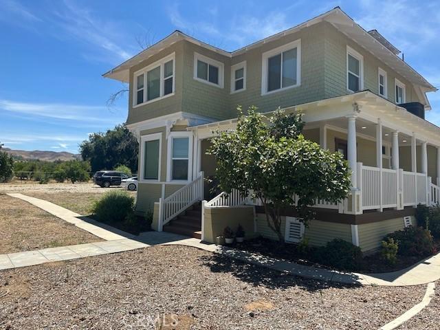 1902 E Citrus Ave, Redlands, CA 92374 - view of home's exterior featuring a porch