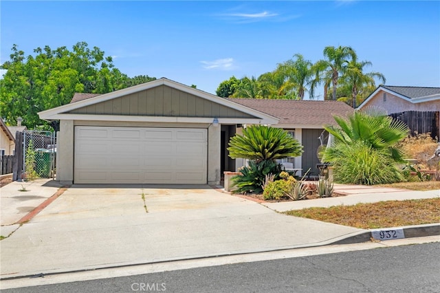 932 Redwood Ct, Corona, CA 92879 - view of front facade