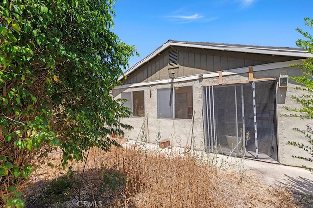 932 Redwood Ct, Corona, CA 92879 - view of side of property