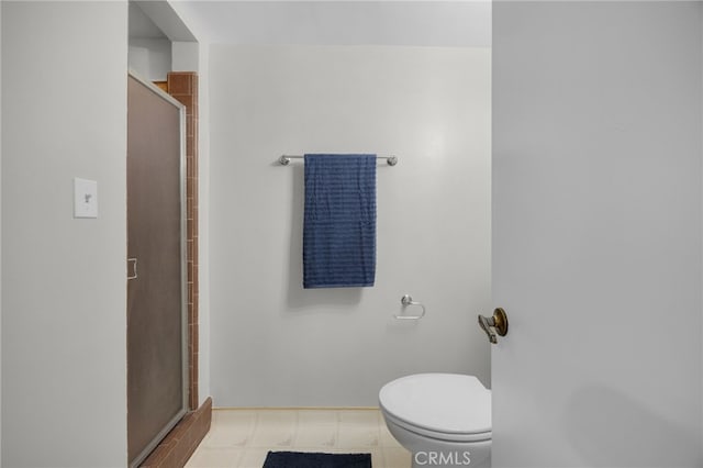 10802 Jordan Rd, Whittier, CA 90603 - bathroom featuring a shower stall and toilet