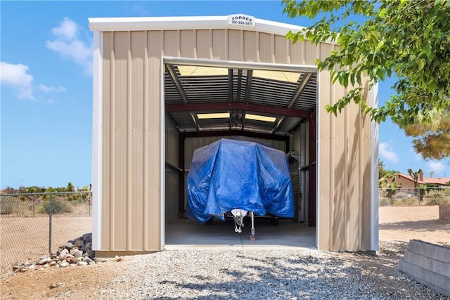 9525 Cambria Ct, Phelan, CA 92371 - view of outbuilding