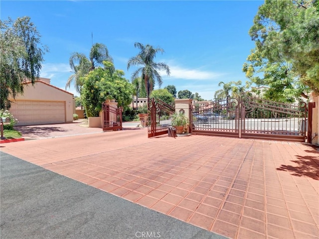 23034 Park Este, Calabasas, CA 91302 - view of gate