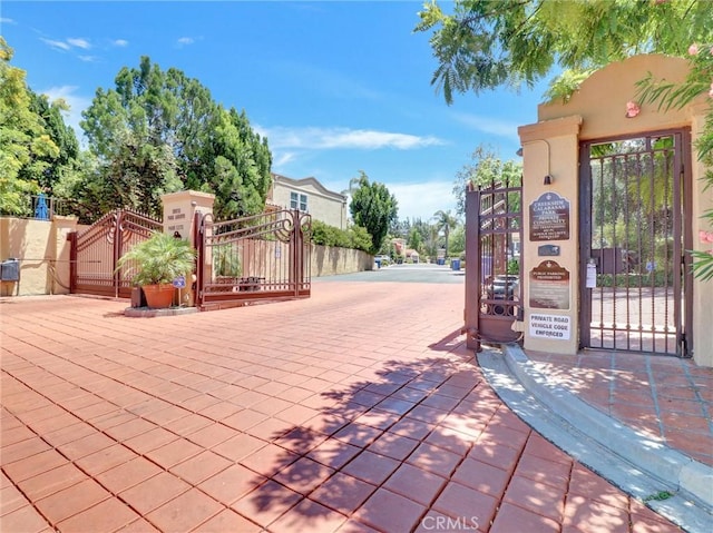 23034 Park Este, Calabasas, CA 91302 - deck with a gate