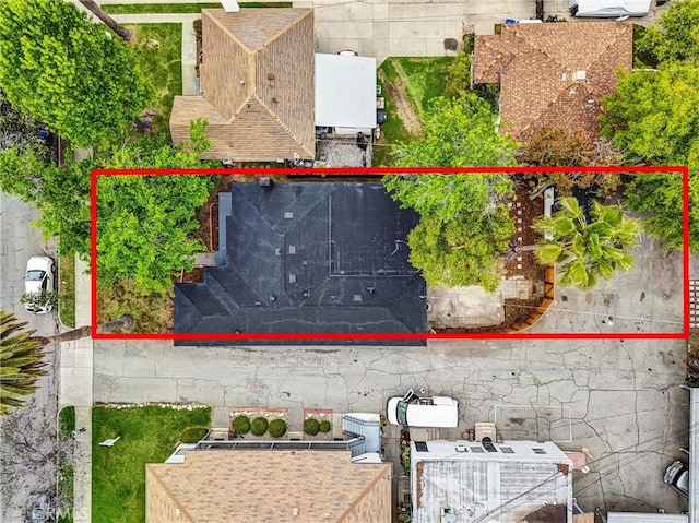57 S Grand Oaks Ave, Pasadena, CA 91107 - aerial overview of property's location with property boundaries highlighted